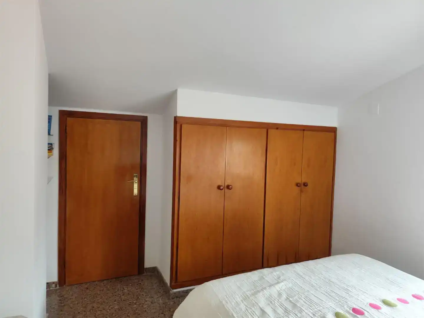 Schlafzimmer von Haus oder Chalet zum Verkauf in Sant Pere de Ribes mit Schwimmbad und Balkon
