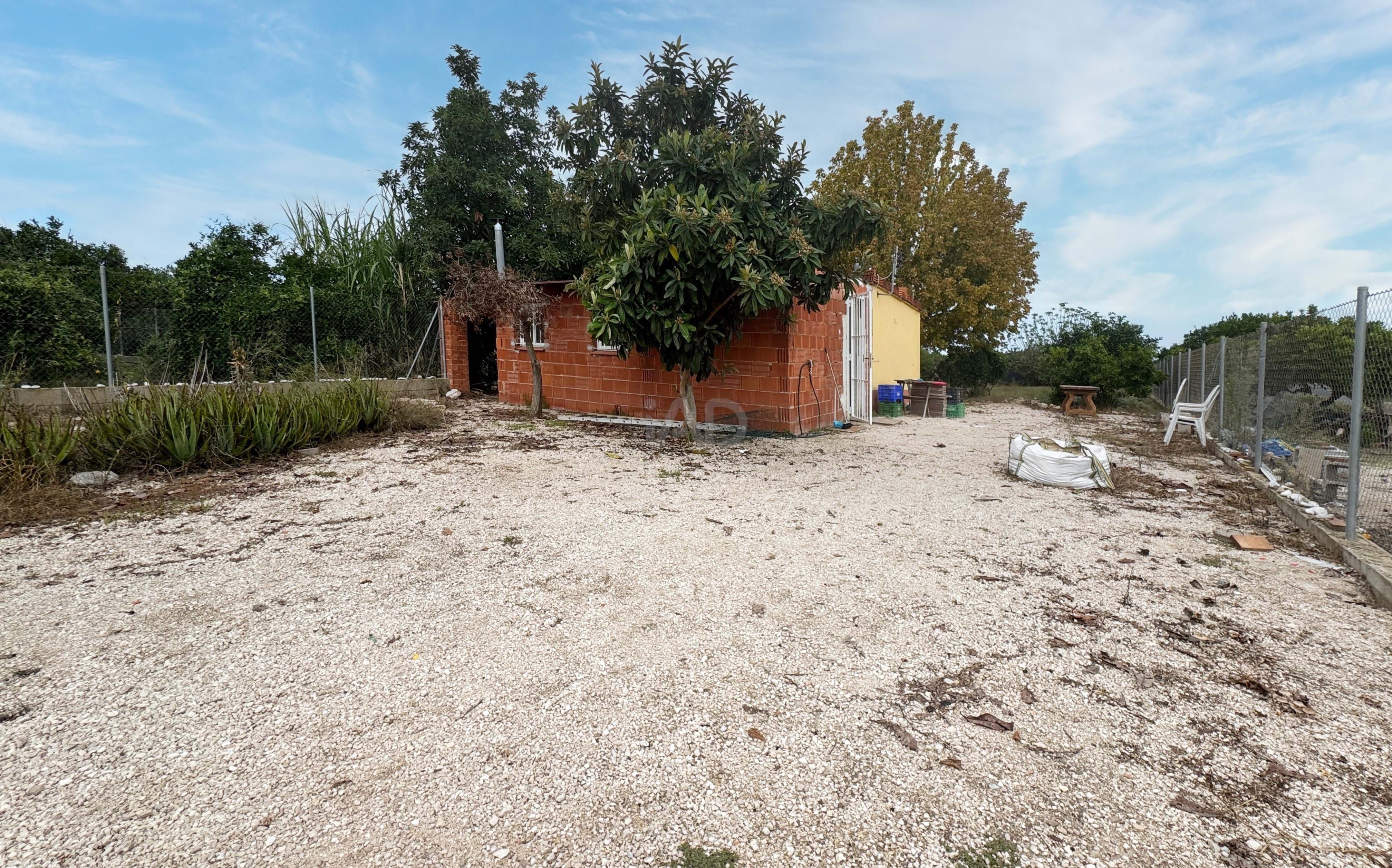 Country house for sale in Pego