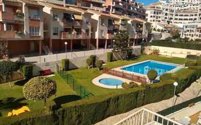Piscina de Pis en venda en Benalmádena amb Aire condicionat, Terrassa i Moblat