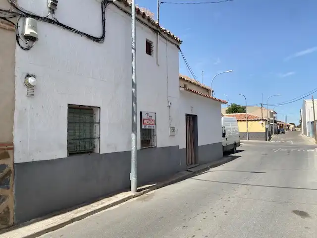 Casa con jardín en venta en Ajofrín