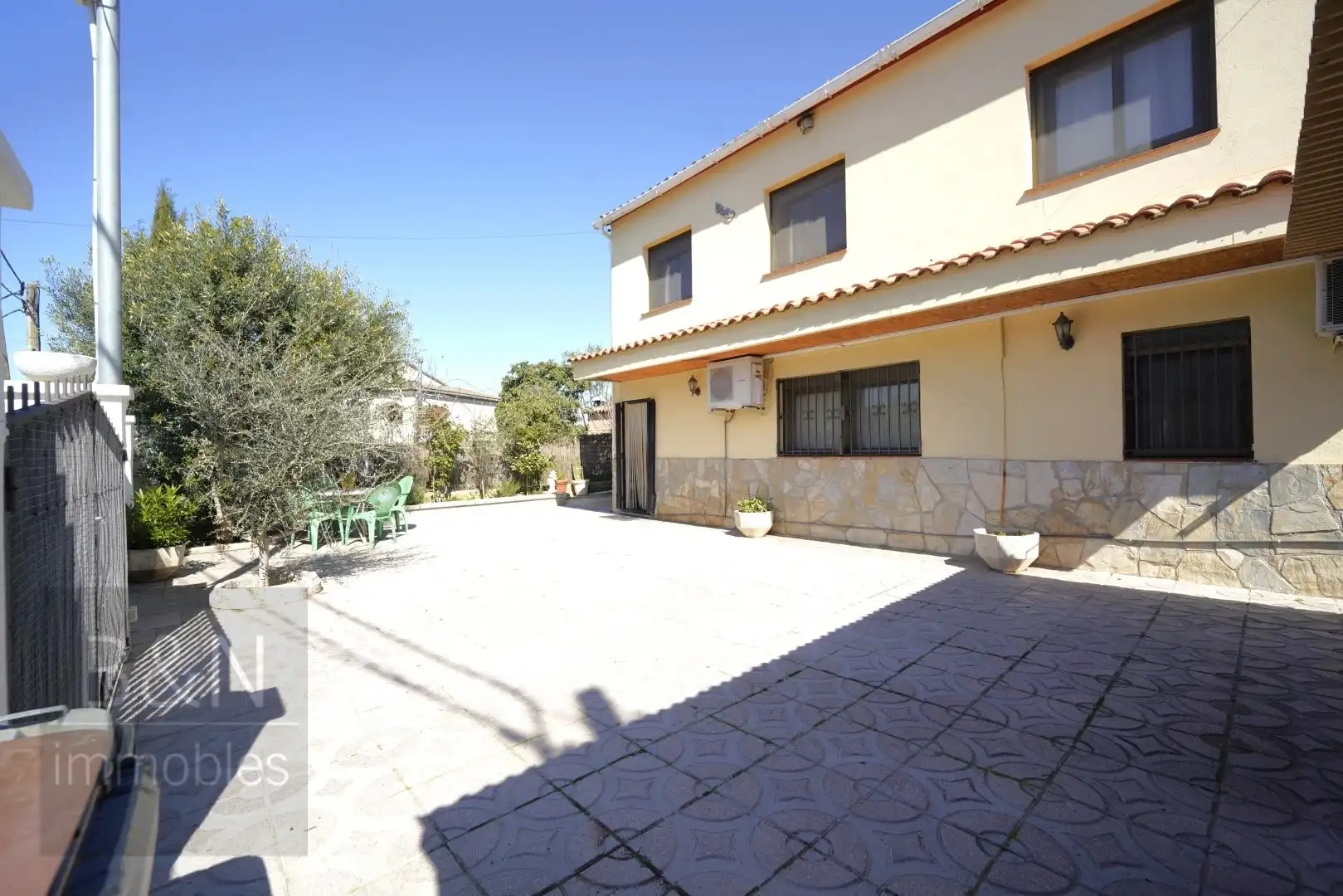 Vista exterior de Casa o xalet en venda en Vacarisses amb Aire condicionat, Calefacció i Terrassa