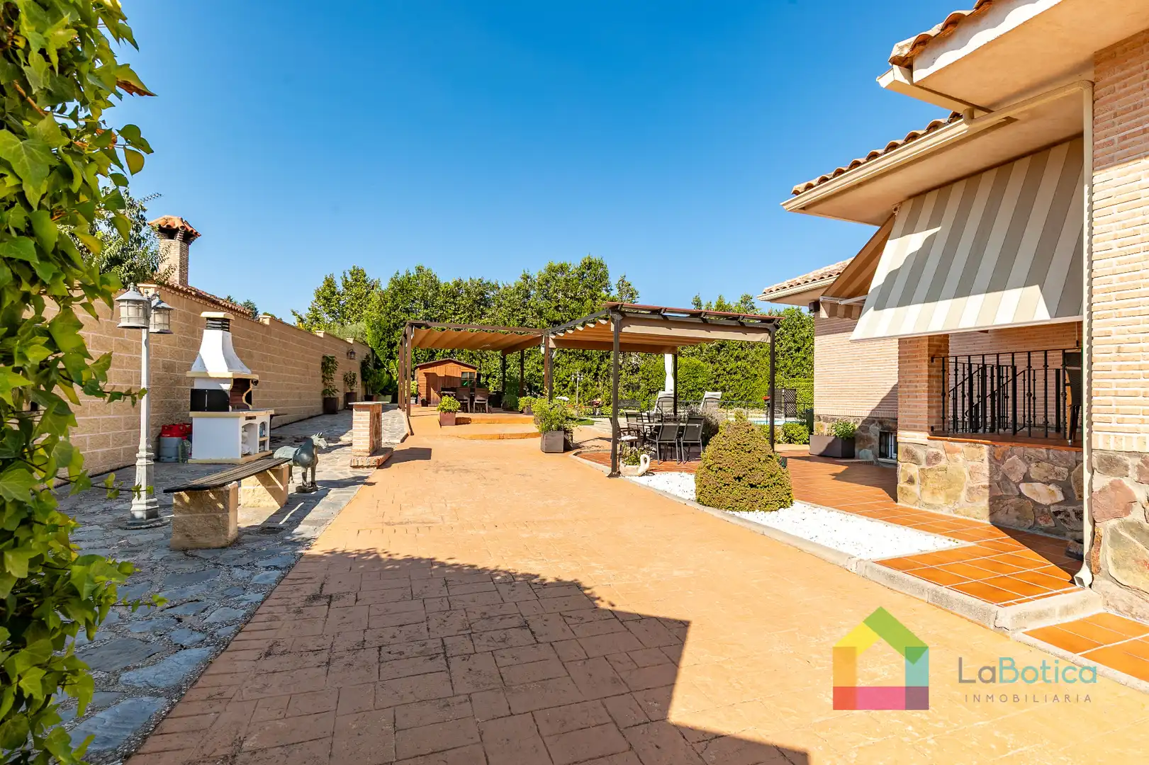 Terrassa de Casa o xalet en venda en Nambroca amb Aire condicionat, Calefacció i Jardí privat