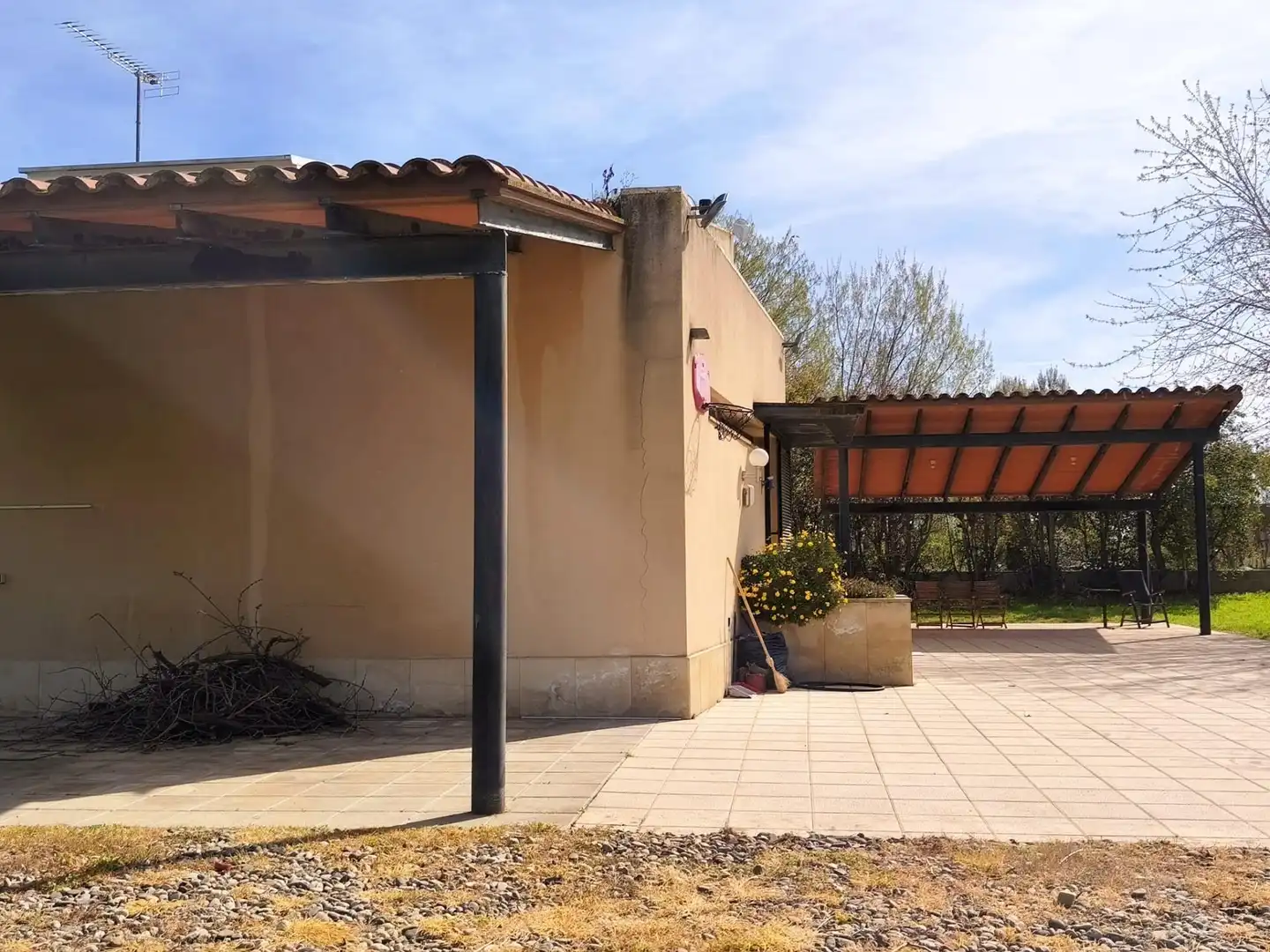 Vista exterior de Casa o chalet en venta en Bell-lloc d'Urgell con Calefacción, Jardín privado y Terraza