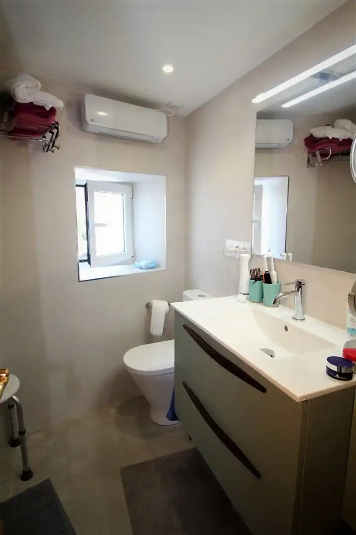 Bathroom of Commercial properties for sale in Oza dos Ríos