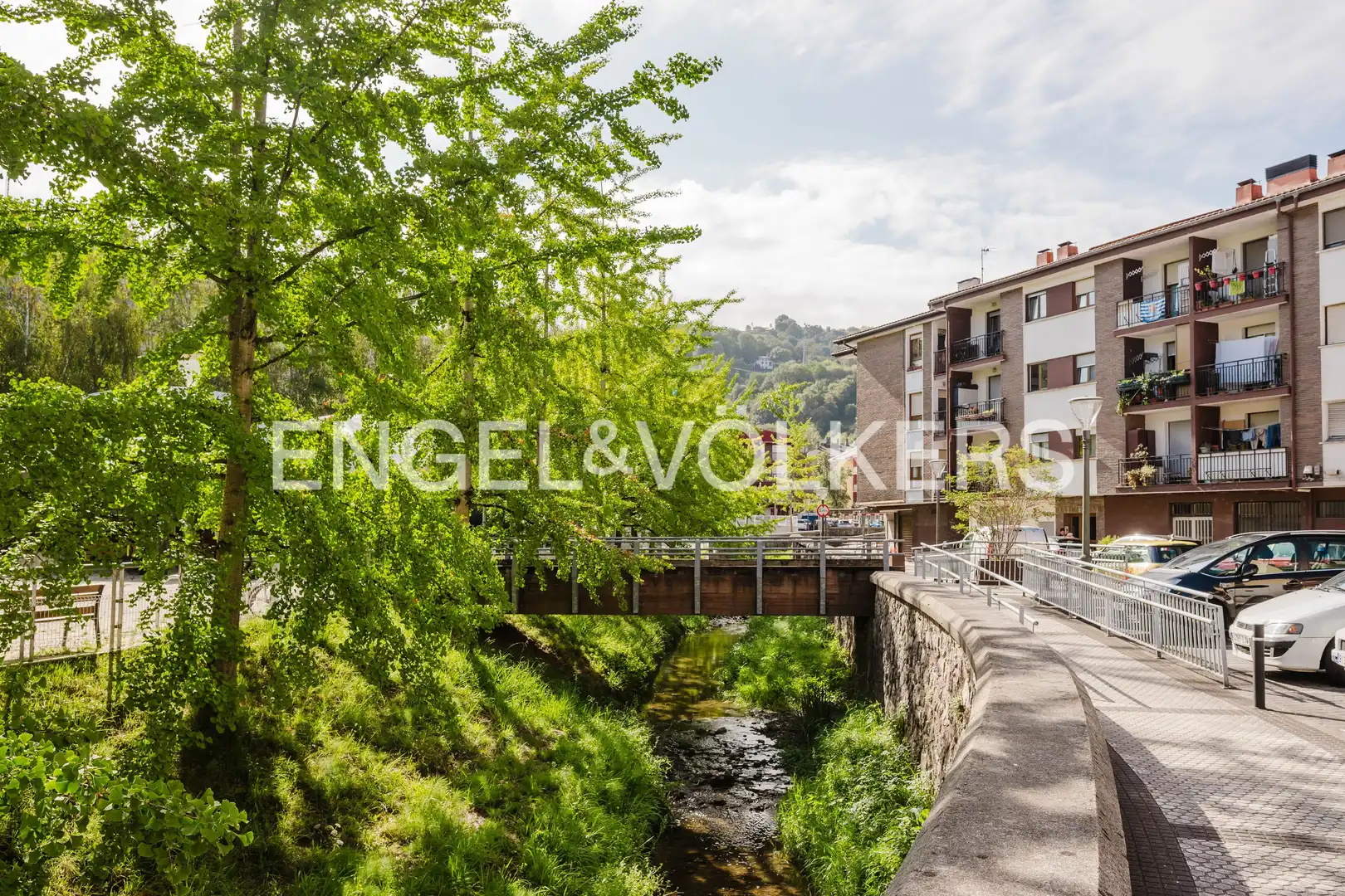 Vista exterior de Dúplex en venta en Astigarraga con Calefacción y Balcón