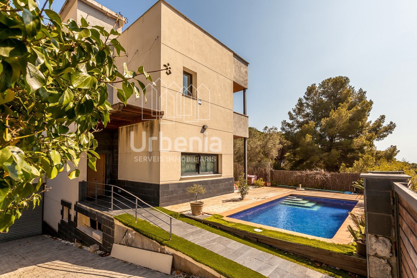 Vista exterior de Casa o xalet en venda en Sant Pol de Mar amb Aire condicionat, Calefacció i Terrassa