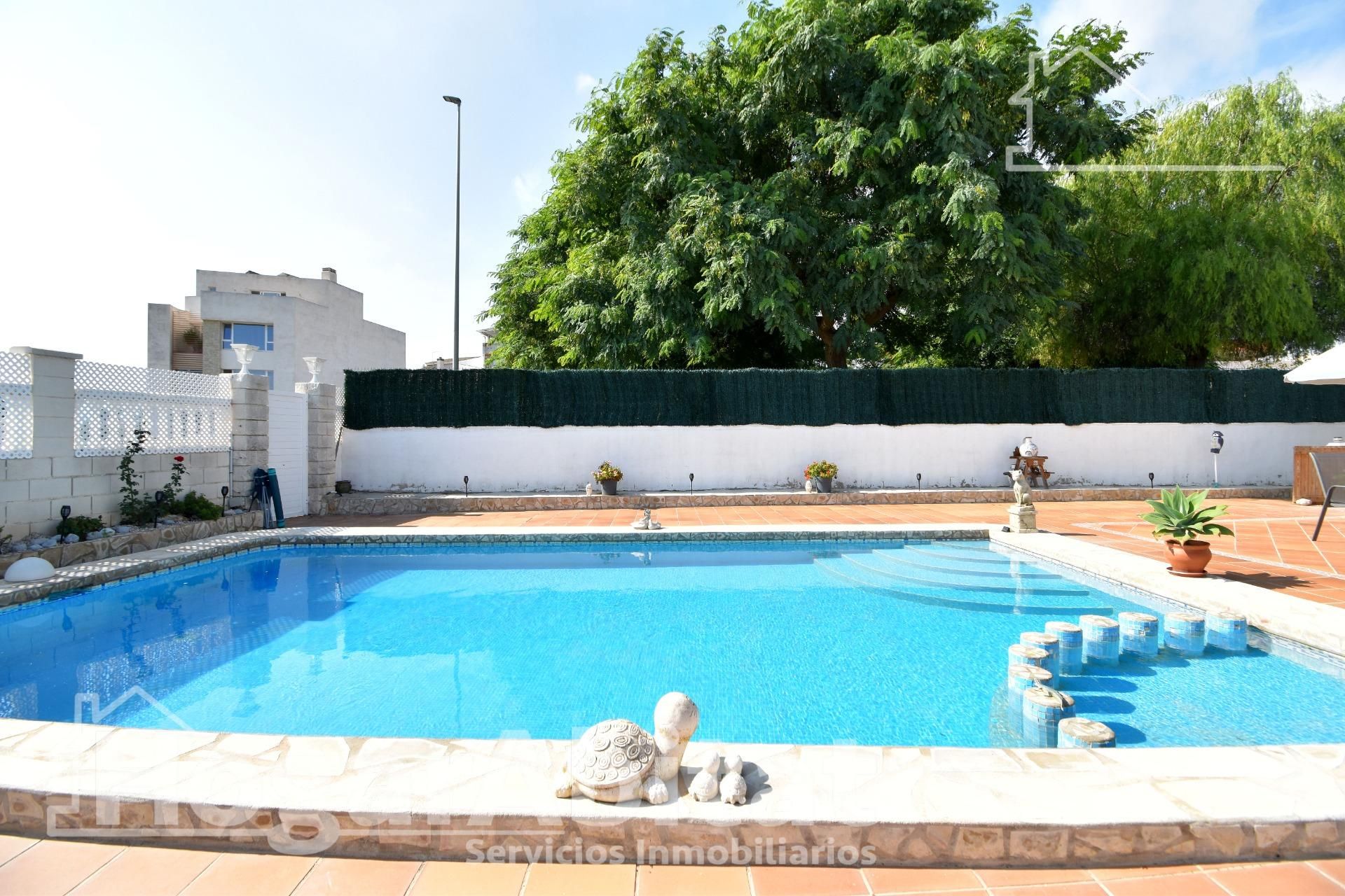 Piscina de Casa o xalet en venda en Daimús amb Calefacció, Jardí privat i Terrassa