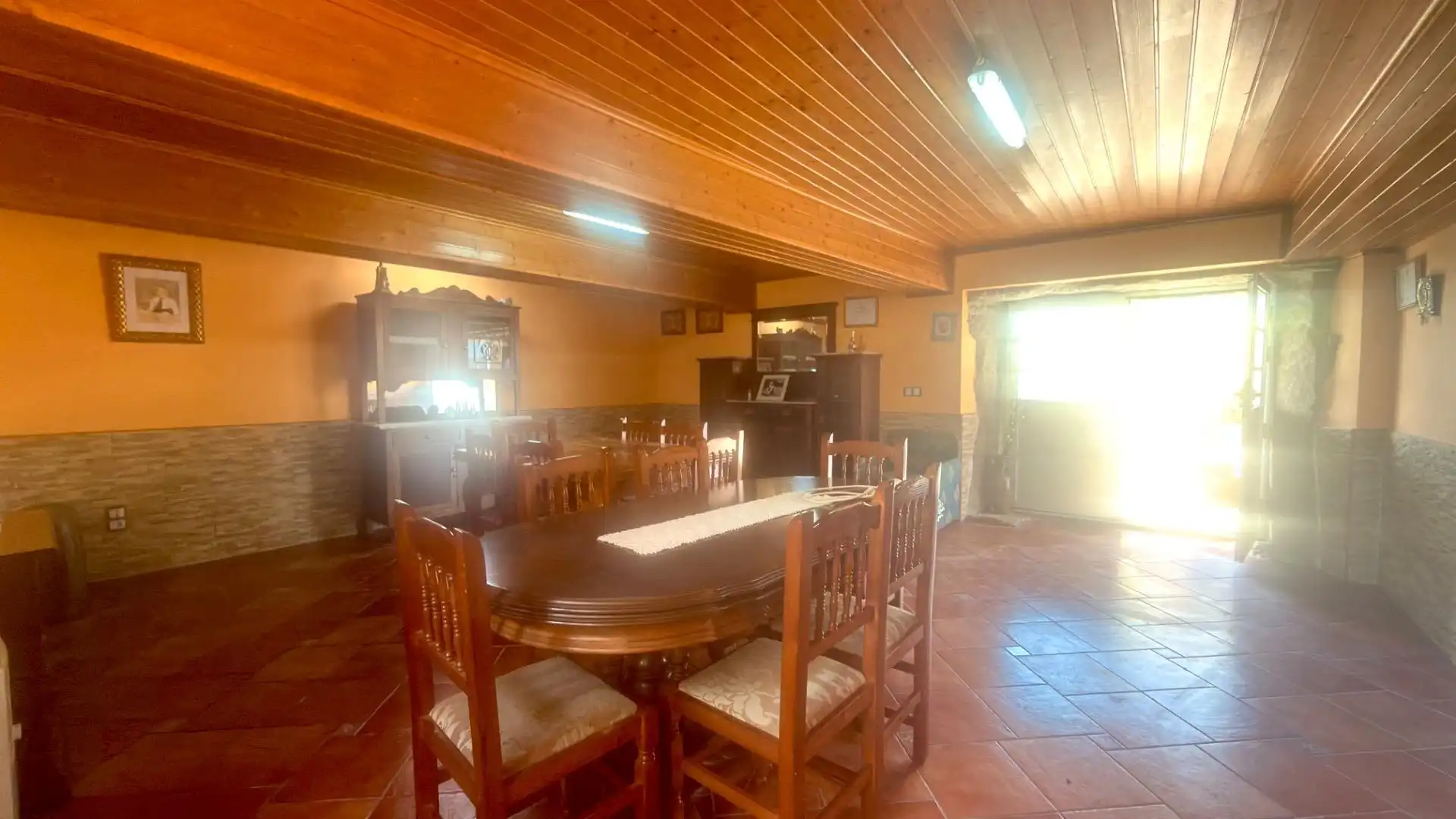 Menjador de Casa o xalet en venda en Dozón amb Calefacció, Terrassa i Traster
