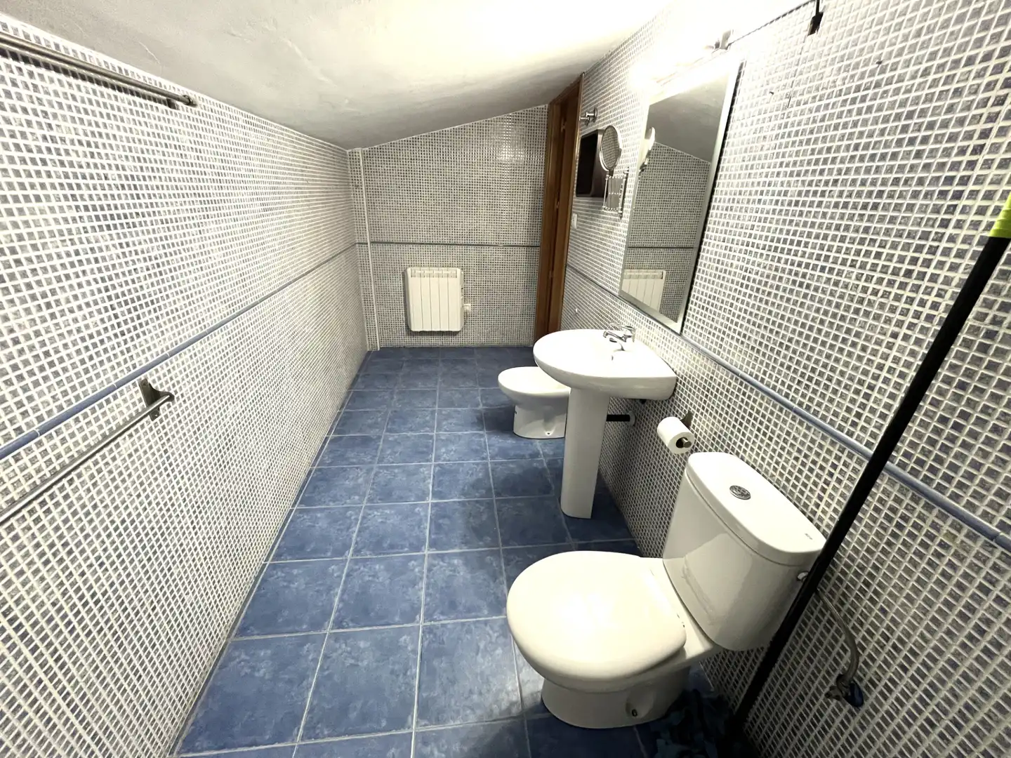 Baño de Dúplex en venta en Illescas con Calefacción, Trastero y Balcón