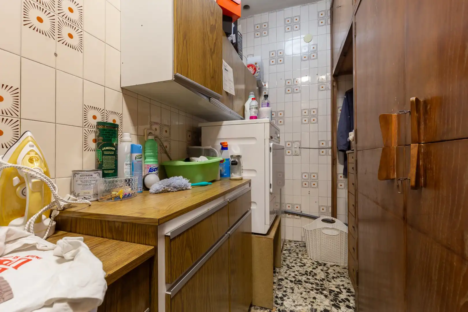 Küche von Einfamilien-Reihenhaus zum Verkauf in Barcelona mit Terrasse und Abstellraum