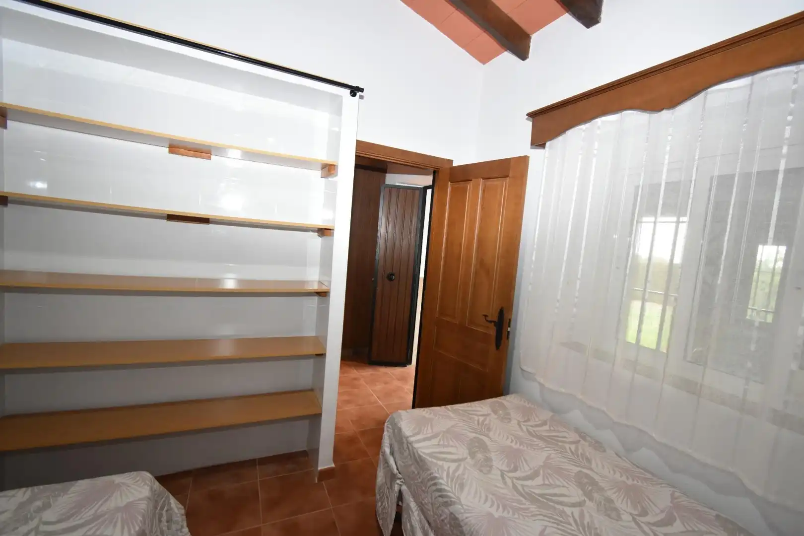 Habitación de Casa o chalet en venta en Medina Sidonia con Jardín privado, Trastero y Amueblado