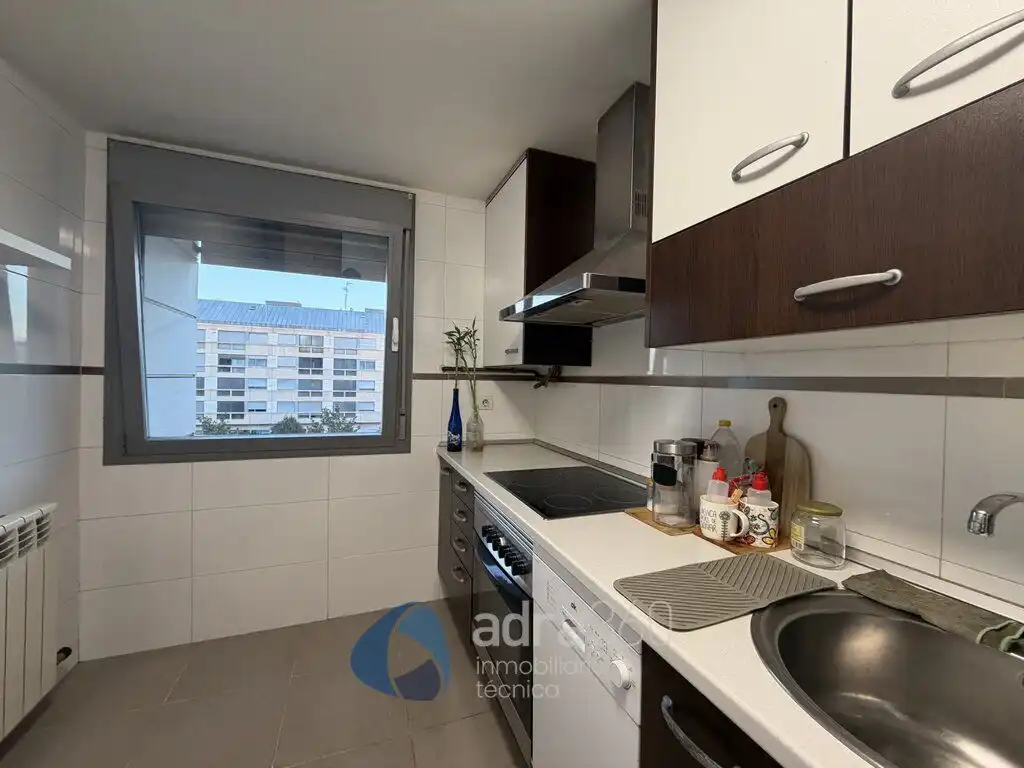 Cocina de Piso en venta en La Cava - Fardachón