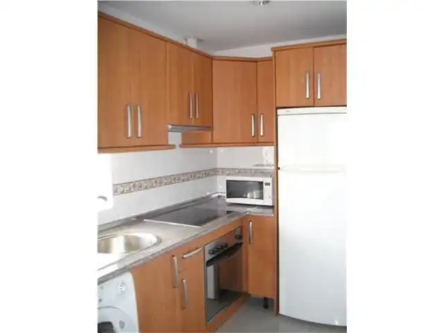 Cocina de Apartamento de alquiler en Almería con Aire acondicionado, Calefacción y Amueblado