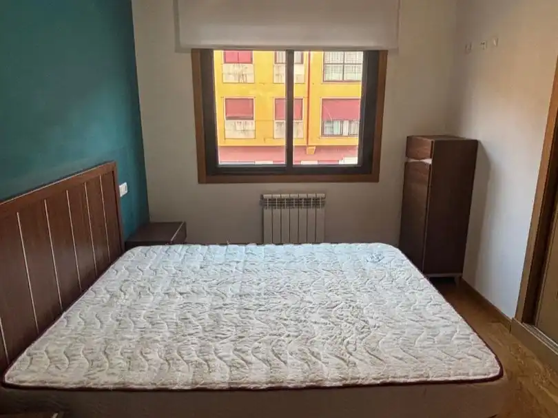 Bedroom of Flat for rent in Pontevedra Capital   with Terrace and Balcony
