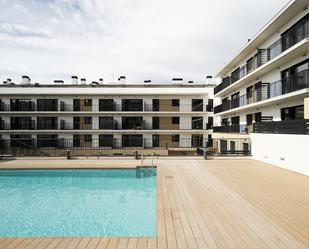 Vista exterior de Apartament en venda en Terrassa amb Aire condicionat, Terrassa i Traster