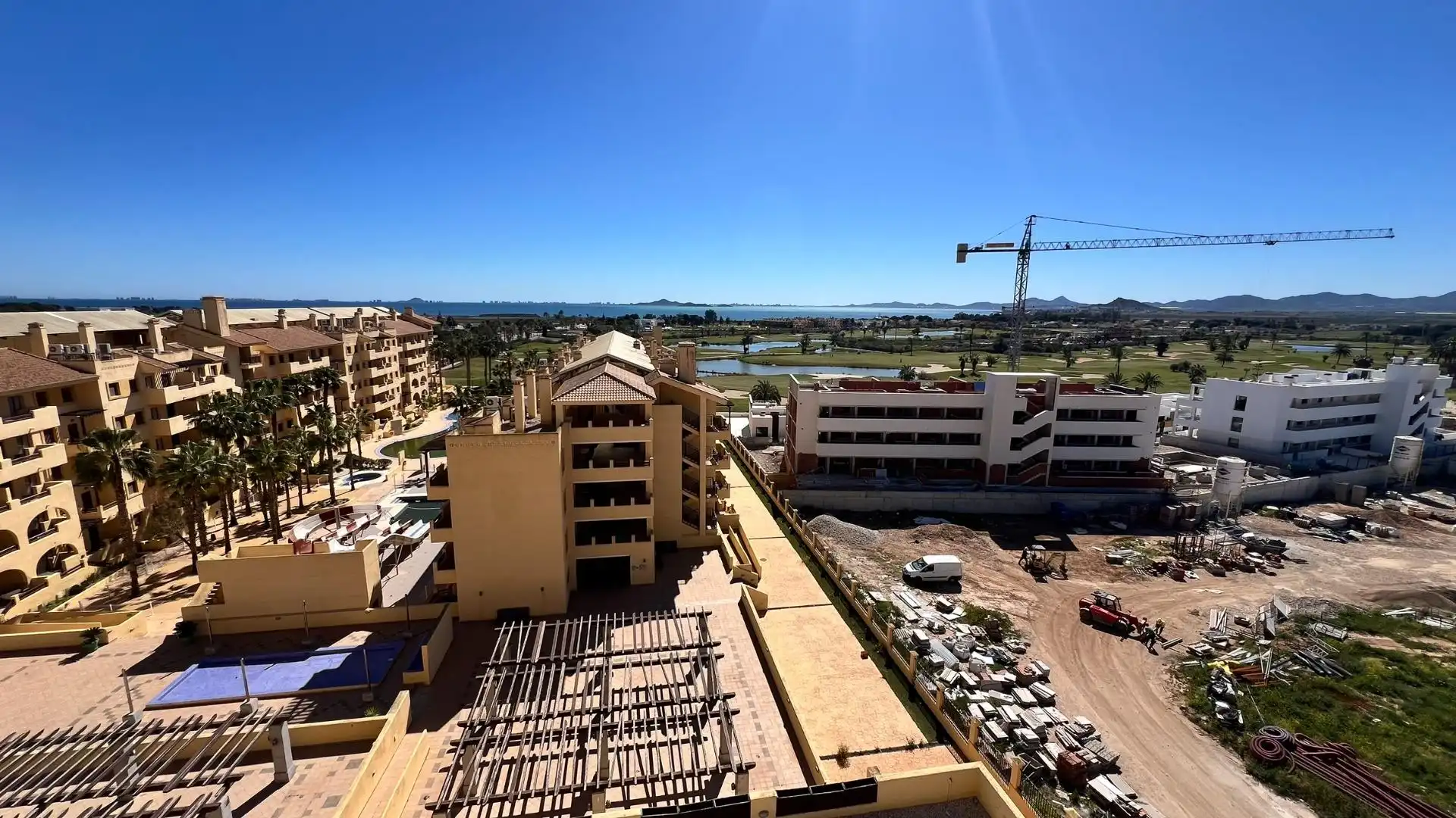 Exterior view of Apartments for sale in Los Alcázares  with Air Conditioner, Terrace and Furnished