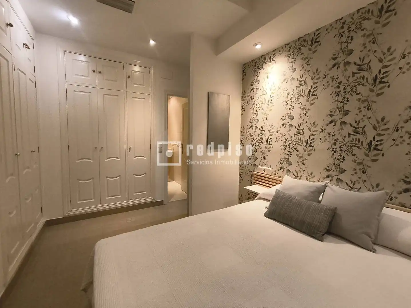 Habitación de Piso de alquiler en Sevilla con Aire acondicionado, Terraza y Amueblado