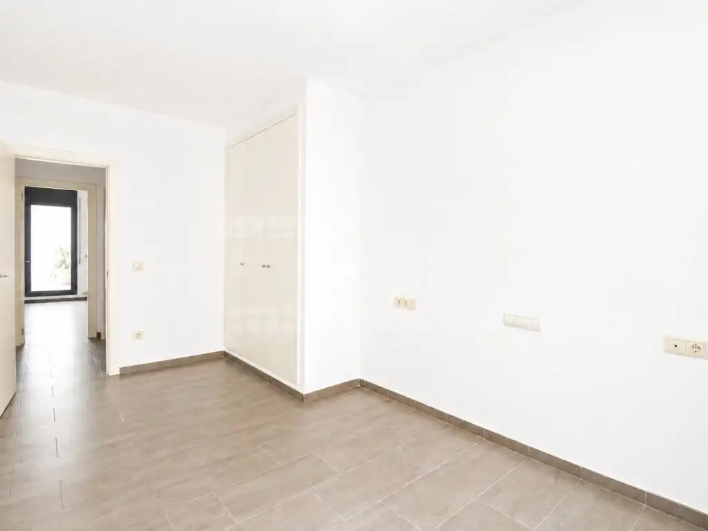 Apartment with lift for sale in Calle Santa Marta, imagen 11