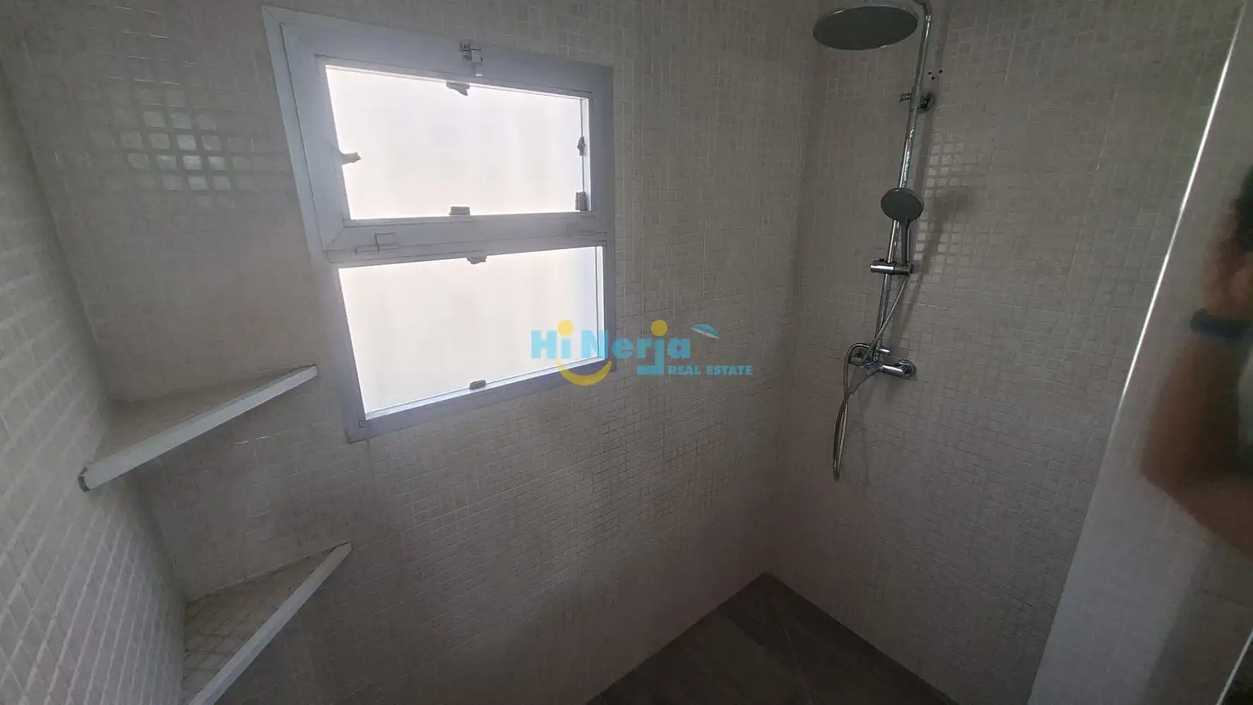 Baño de Casa o chalet de alquiler en Vélez-Málaga con Terraza, Amueblado y Horno