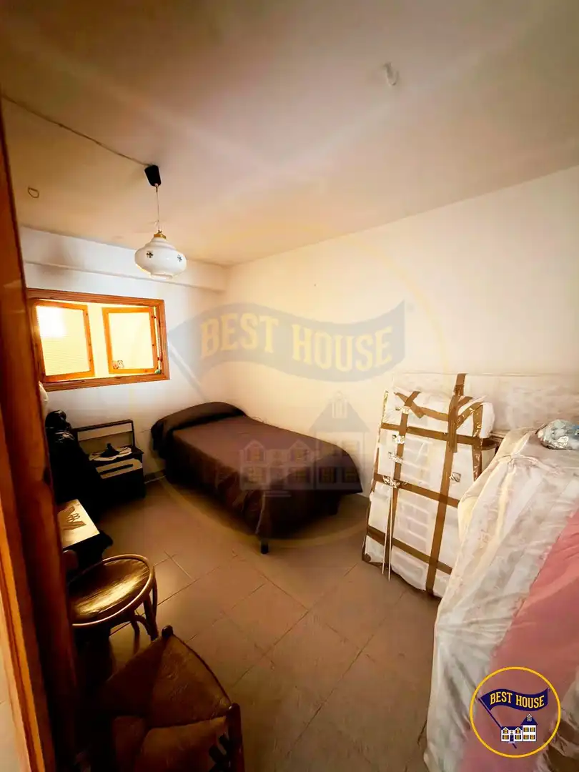 Habitación de Finca rústica en venta en Mira con Terraza y Amueblado