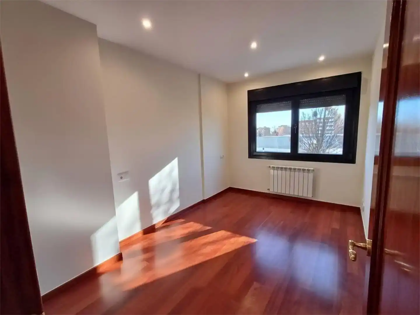 Bedroom of Flat for sale in Gijón   with Swimming Pool