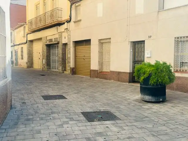 Casa aparellada amb jardí en venda a Carrer Major 67, imagen 4