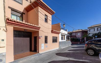 Vista exterior de Casa o xalet en venda en Monachil amb Aire condicionat i Terrassa