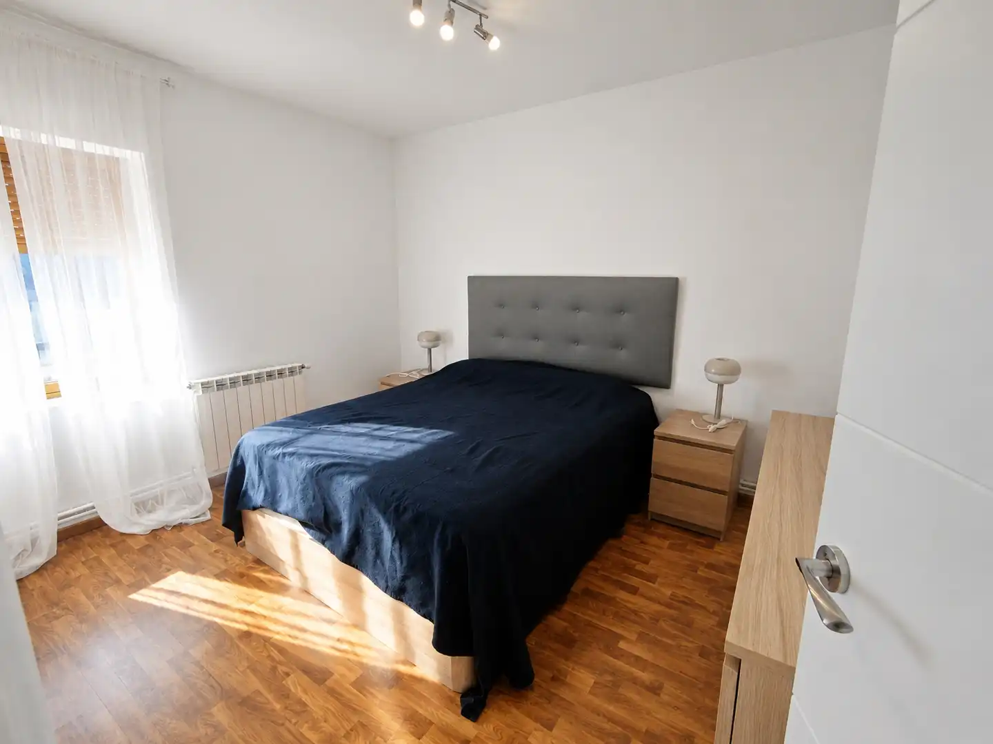 Bedroom of Flat for rent in Santander  with Heating, Furnished and Oven