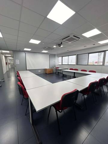 Nave industrial en Venta en Avenida Astronomía en Montserrat - Parque Empresarial