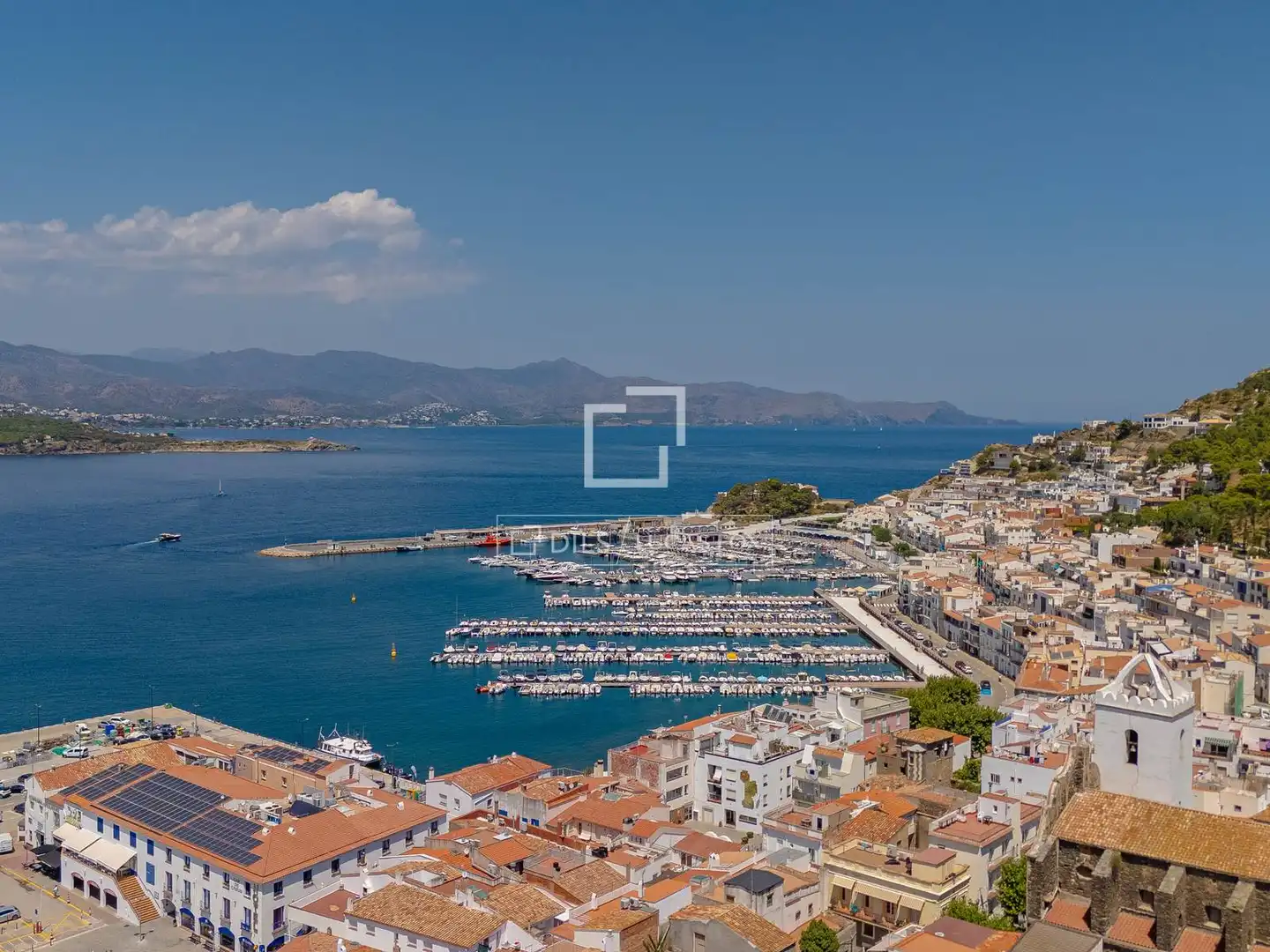 Vista exterior de Casa o xalet en venda en El Port de la Selva amb Calefacció, Terrassa i Traster