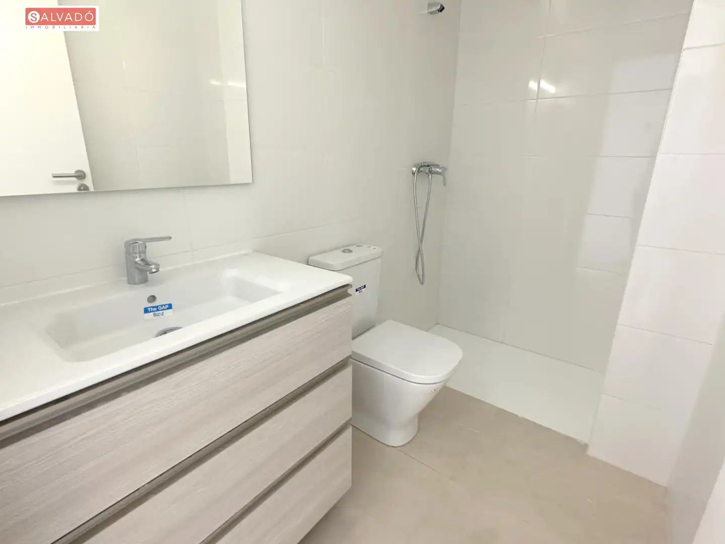 Baño de Ático en venta en Sant Jaume dels Domenys con Aire acondicionado, Calefacción y Terraza