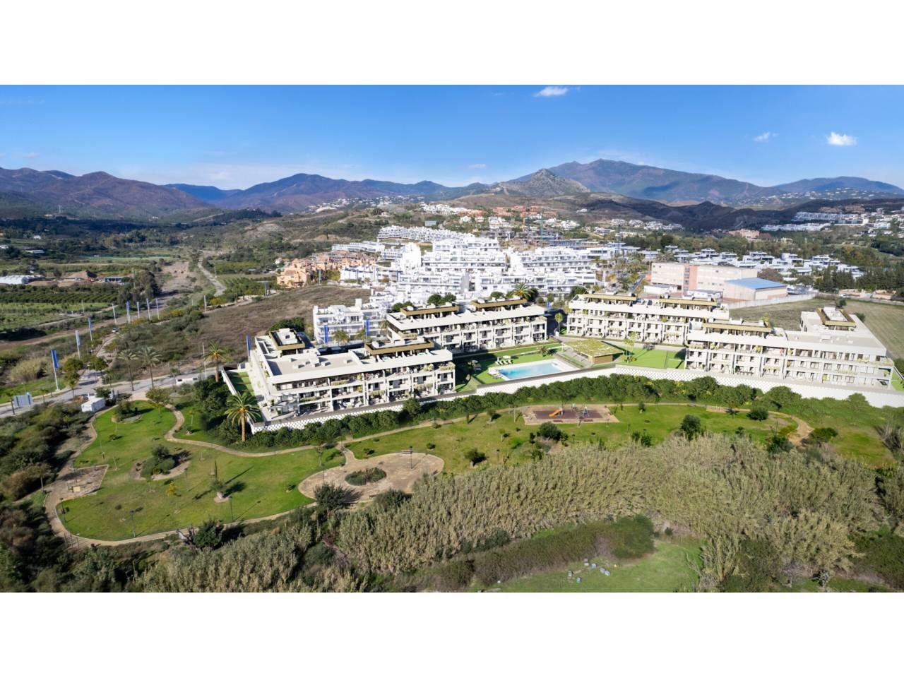 Exterior view of Flat for sale in Estepona  with Air Conditioner, Heating and Terrace