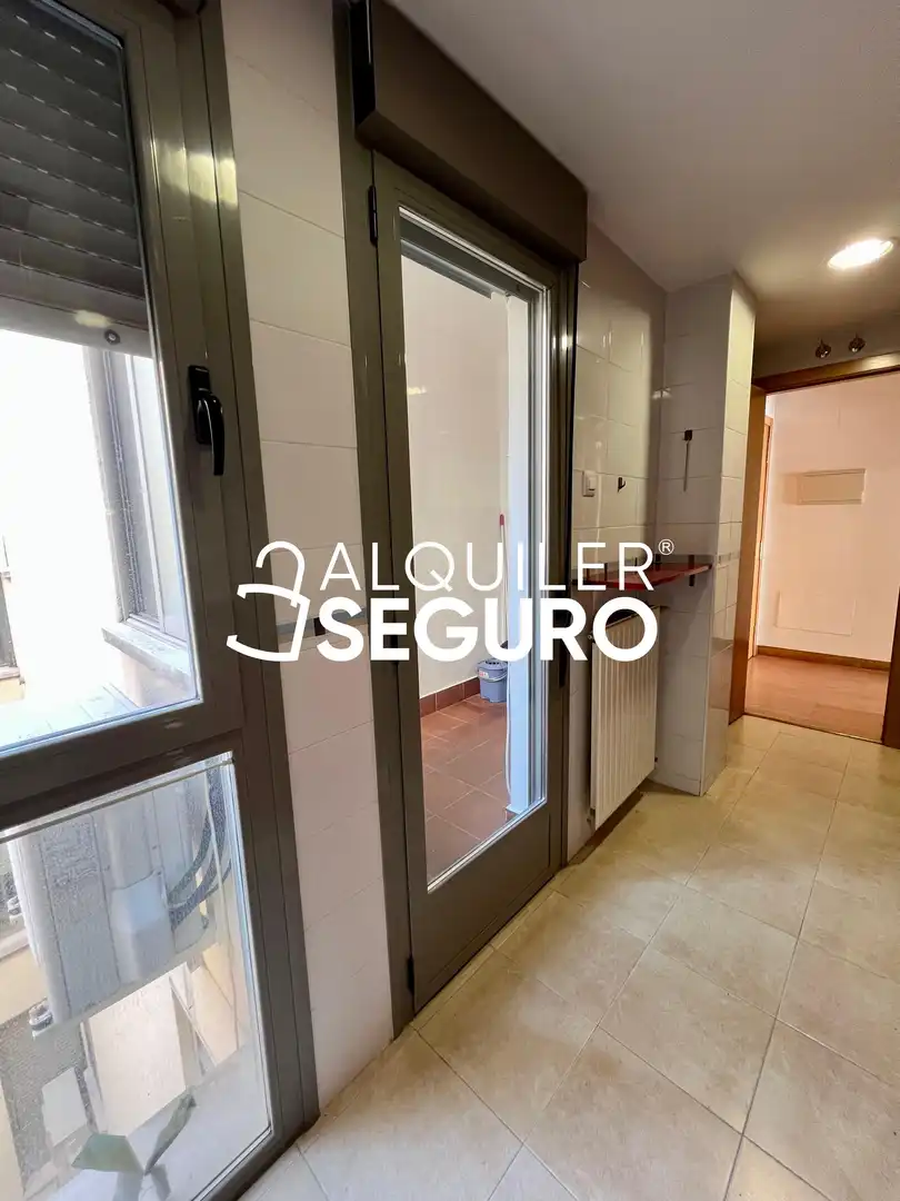 Flat for rent in Alcobendas  with Air Conditioner, Heating and Storage room