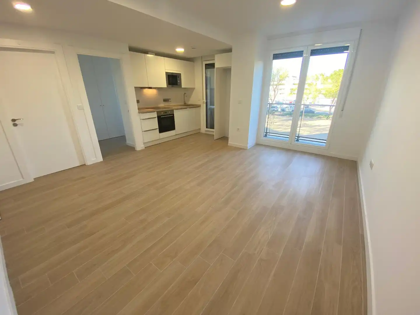 Sala de estar de Apartamento de alquiler en  Albacete Capital con Aire acondicionado, Calefacción y Parquet