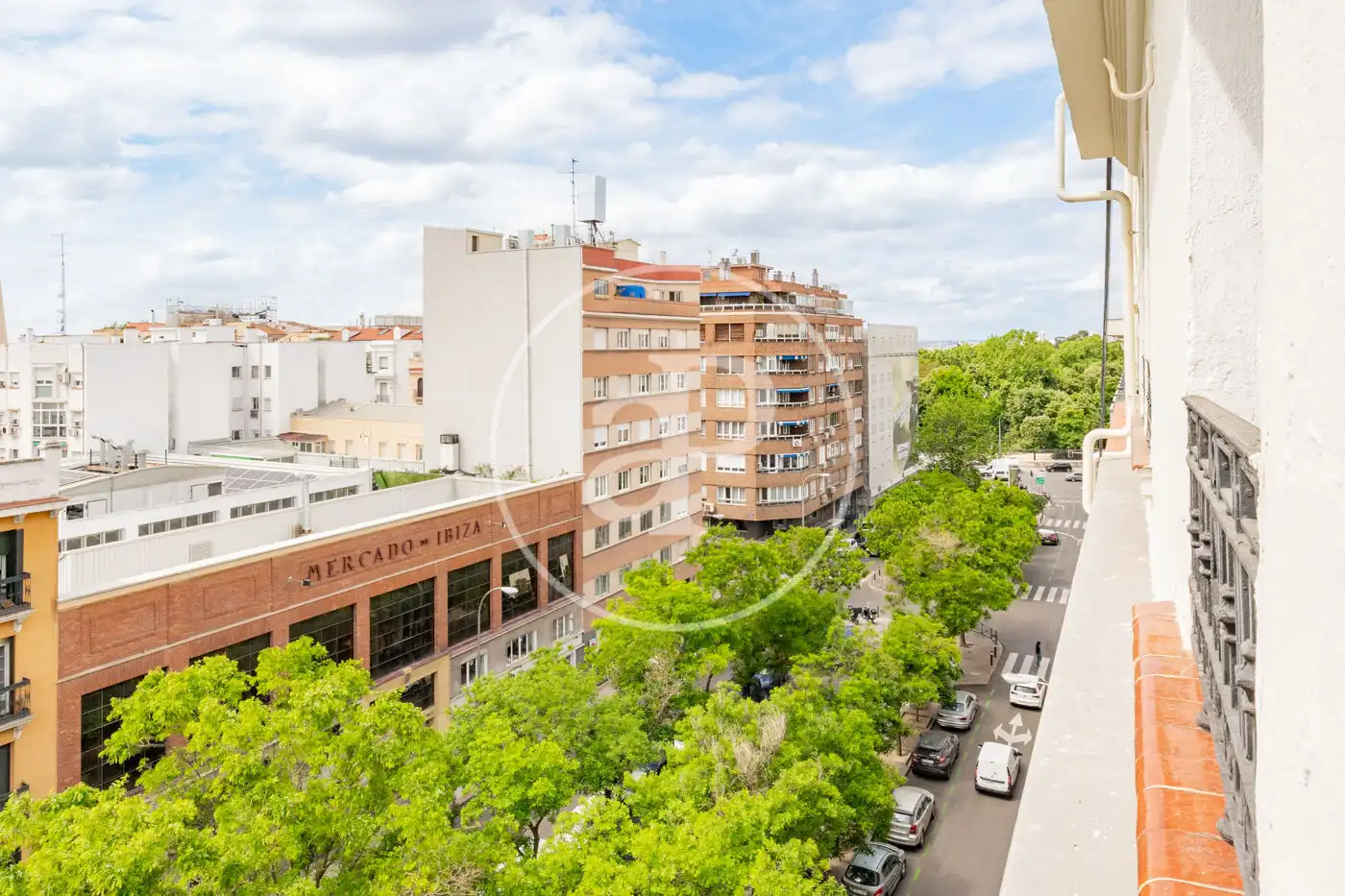 Außenansicht von Wohnung zur Miete in Madrid mit Klimaanlage, Heizung und Möbliert