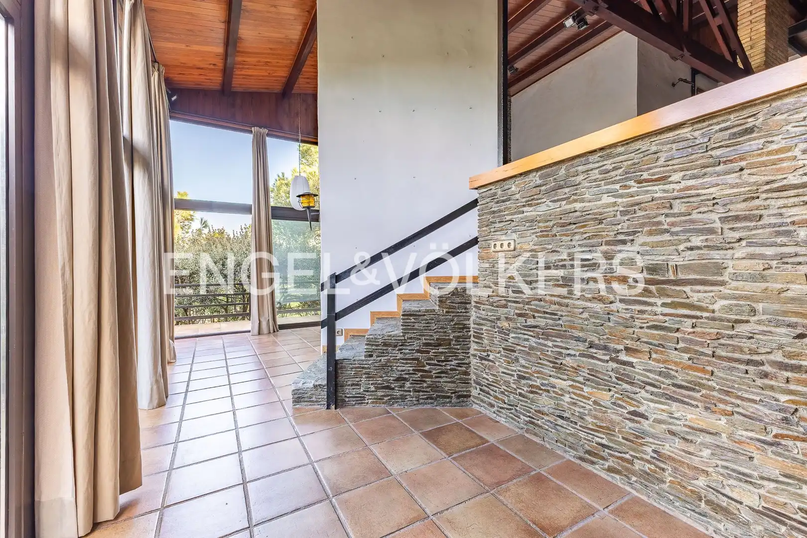 Houses for sale in Barcelona  with Heating, Private garden and Parquet flooring