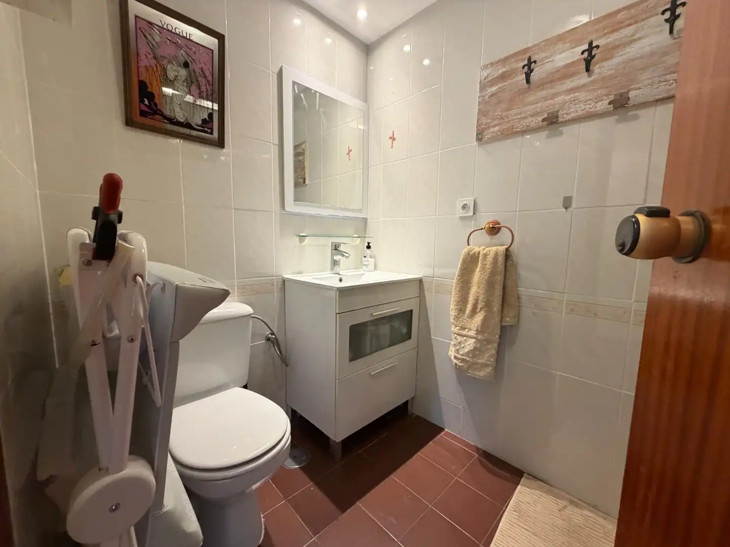 Baño de Piso para compartir en Valencia con Aire acondicionado, Trastero y Amueblado