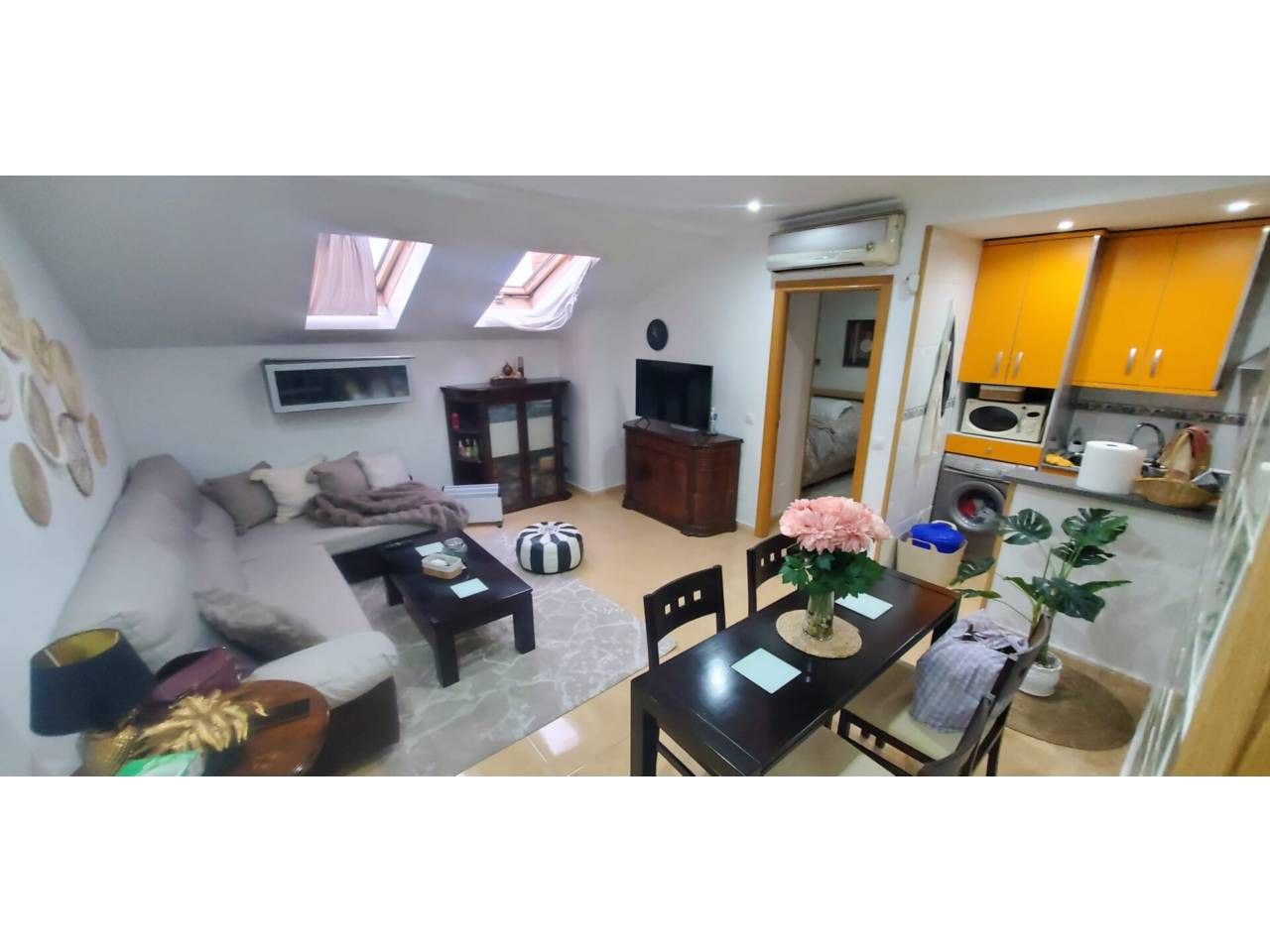 Living room of Attic for sale in Yeles  with Air Conditioner and Heating