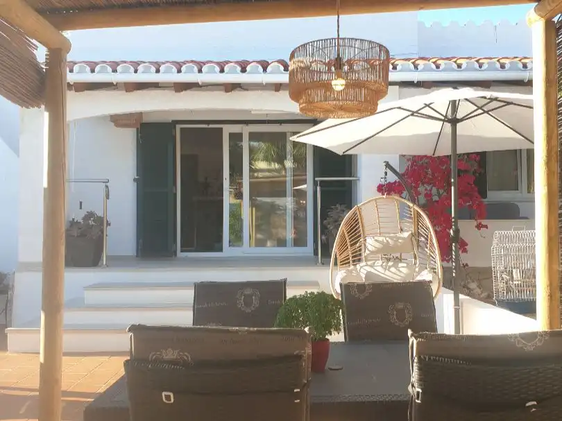 Chalet con jardín en venta en Carrer de Sant Jordi 50, imagen 3