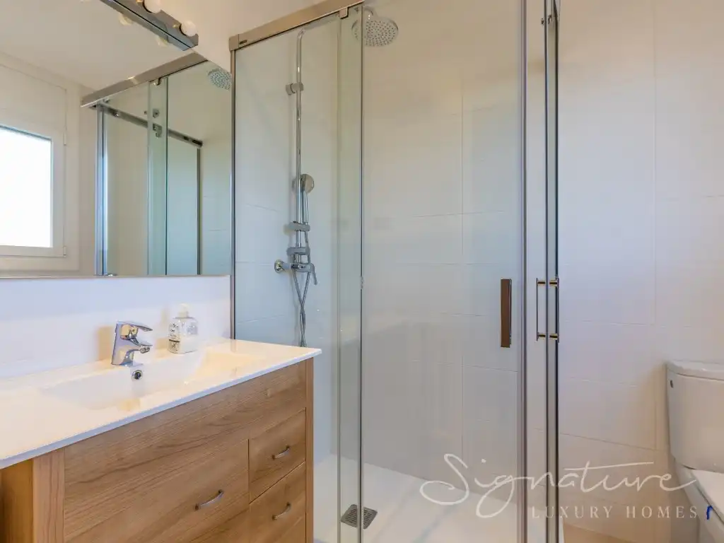 Baño de Casa o chalet en venta en Sant Cugat del Vallès con Calefacción, Jardín privado y Terraza