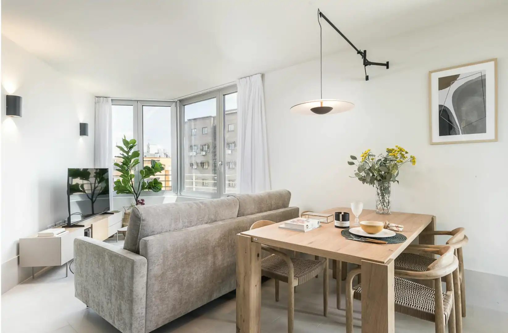 Living room of Flat for rent in Madrid  with Private garden, Furnished and Washing machine