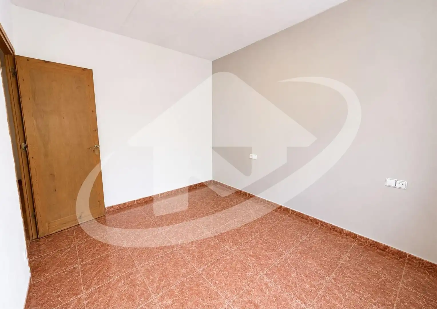 Flat for sale in Sabadell  with Balcony