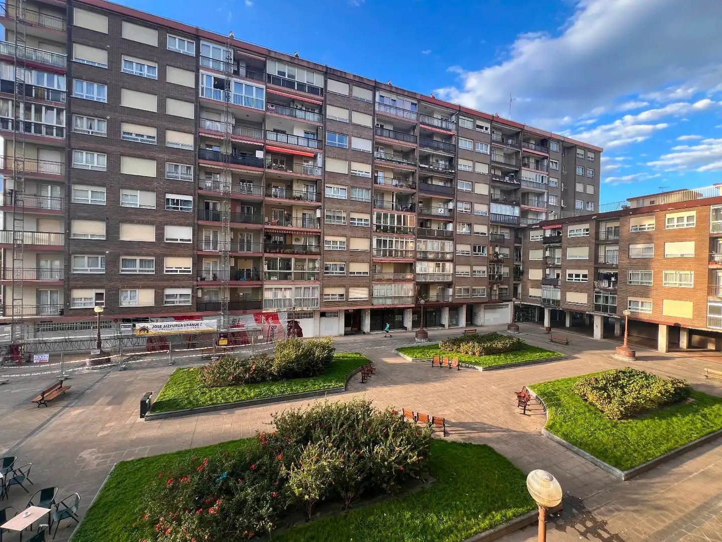 Vista exterior de Pis en venda en Lasarte-Oria amb Calefacció, Parquet i Terrassa