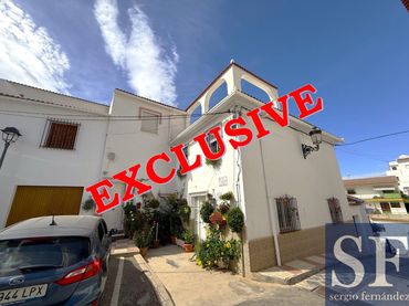 Adossat en venda a Canillas de Albaida