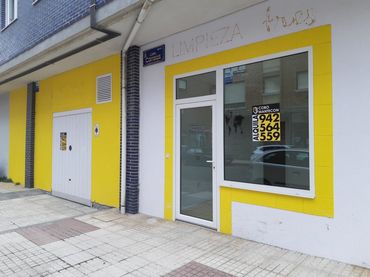 Local comercial de lloguer a Santa María de Cayón