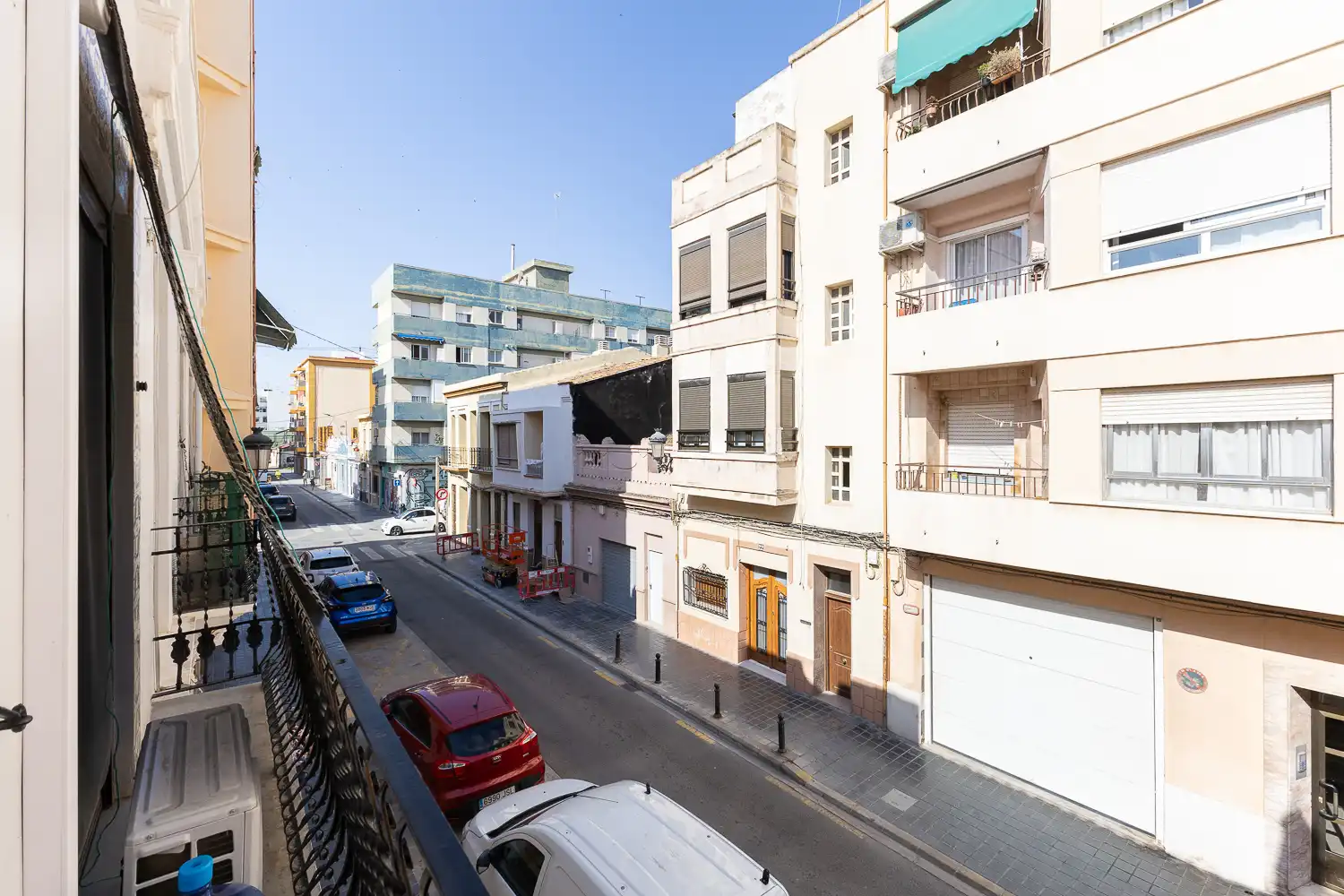 Außenansicht von Wohnung zur Miete in Valencia mit Klimaanlage, Heizung und Parkett