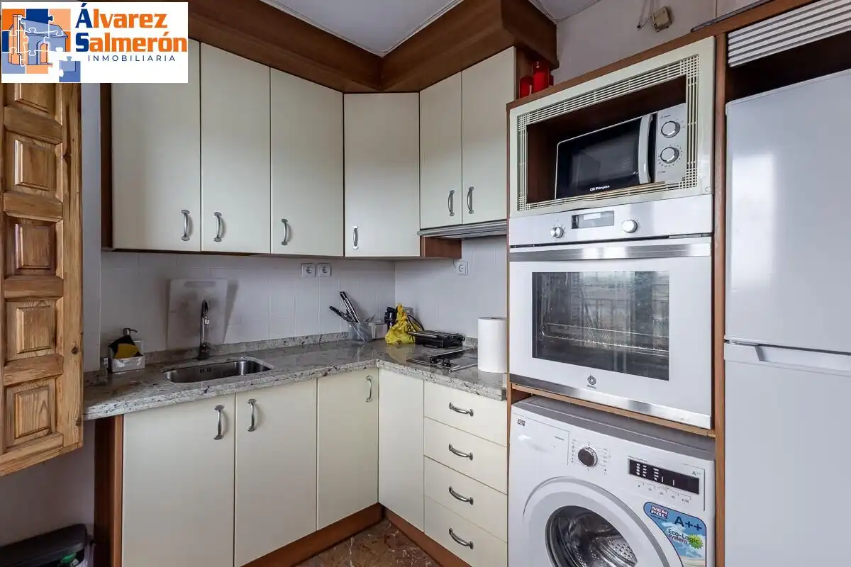 Küche von Wohnung zum Verkauf in Granada mit Terrasse