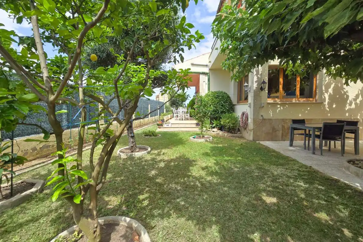 Jardí de Casa o xalet en venda en Roses amb Jardí privat