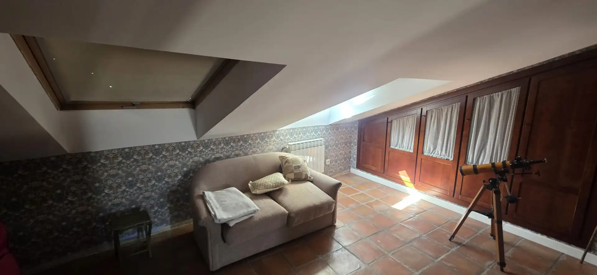 Houses for sale in Guijuelo  with Balcony