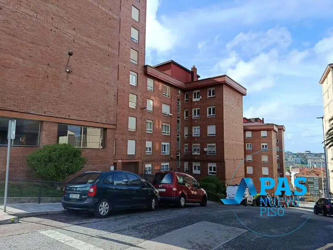 Pis de lloguer a Calle Ramón Menéndez Pidal, Los Castros